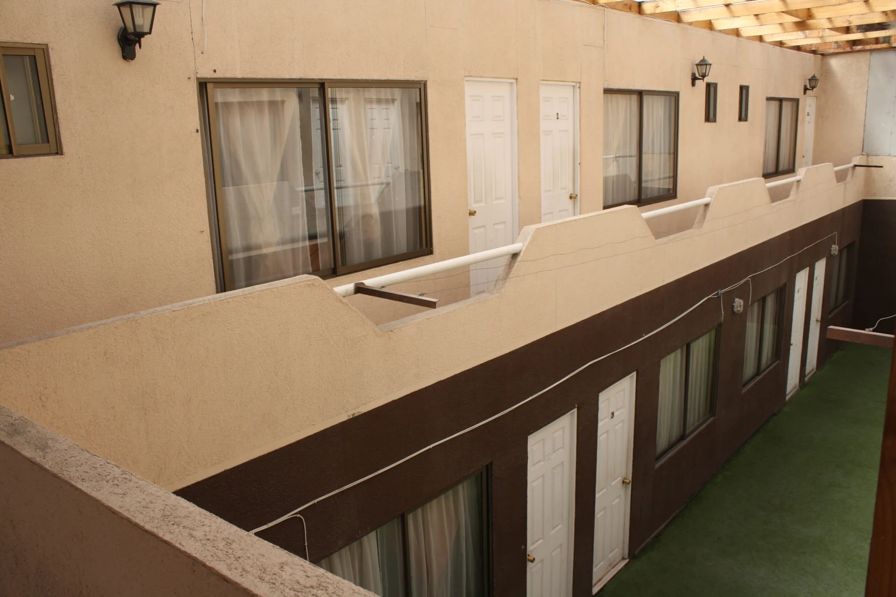 Patio interior del hostal Desierto Florido
